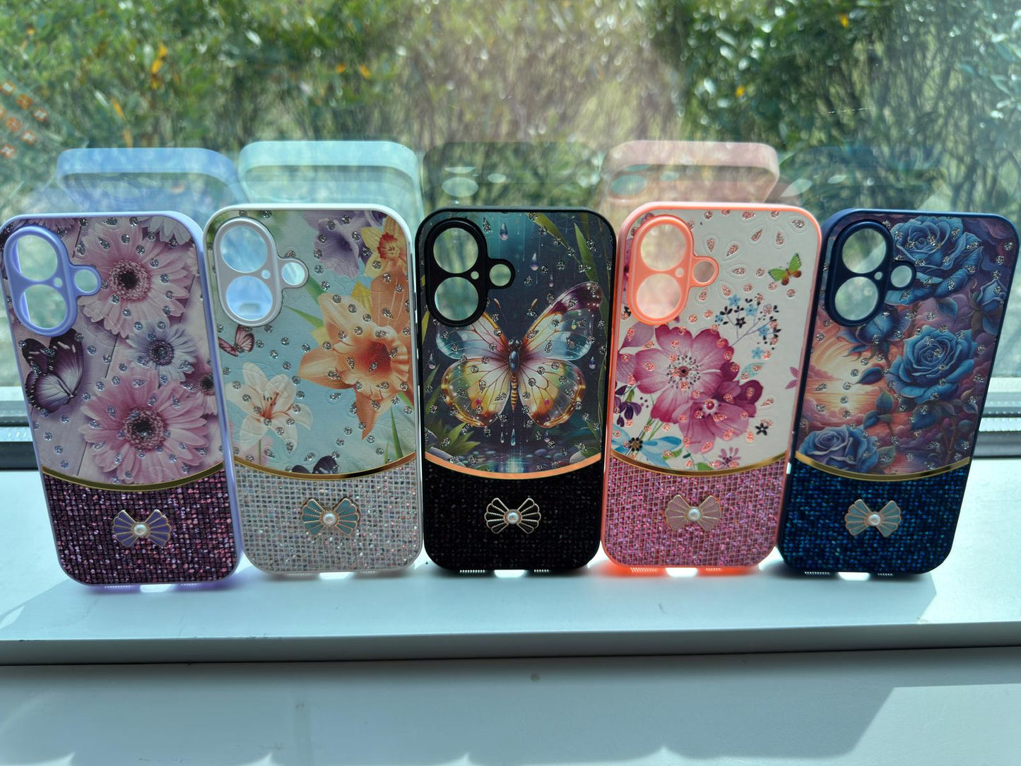 Sparkle Glitter Bling Phone Case in Black With Colorful Cover For iPhone 16