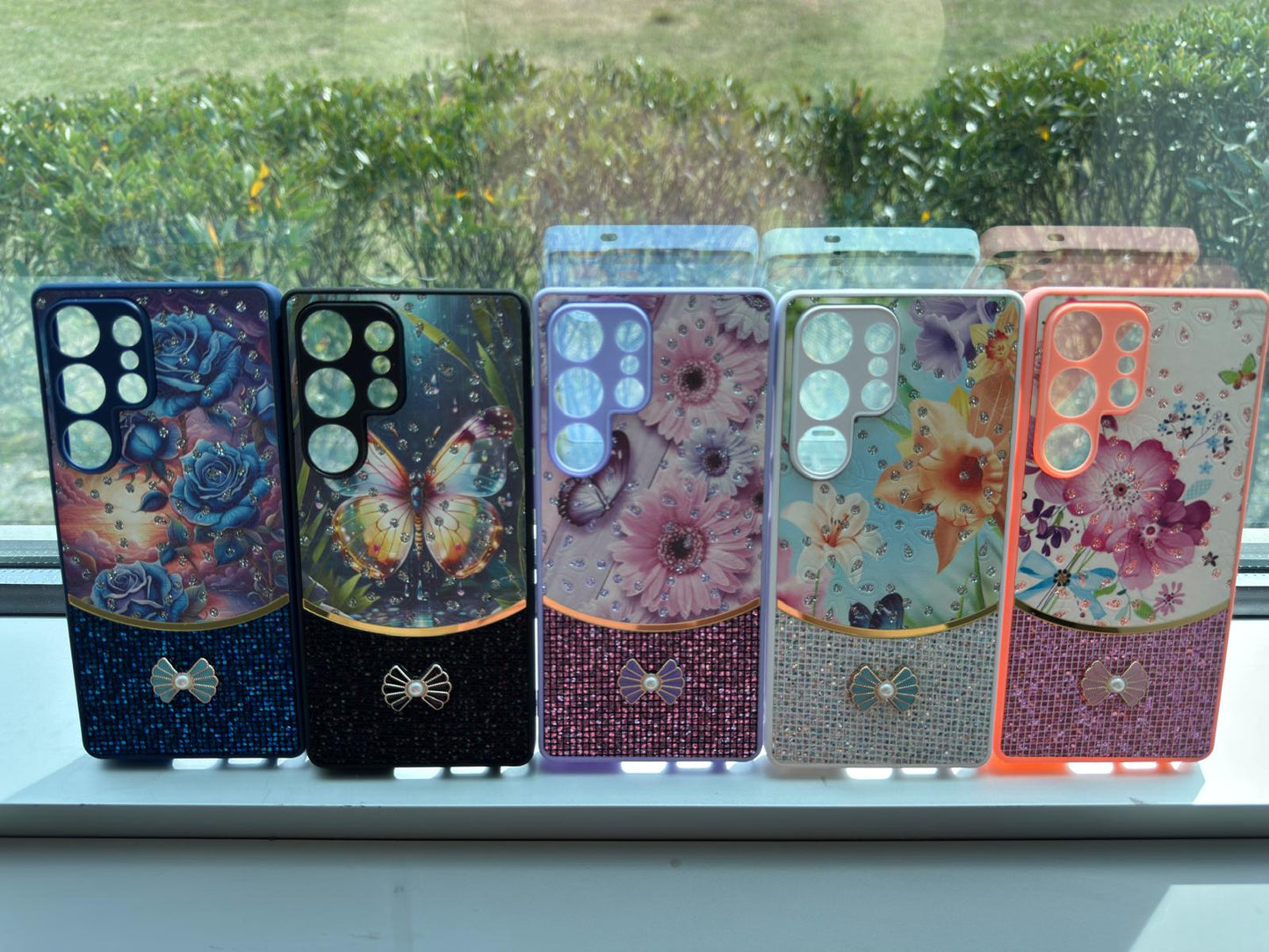 Sparkle Glitter Bling  Phone Case in White With Colorful Cover For Galaxy S25 Ultra