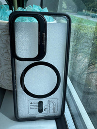 Magnetic Phone Case with Built-in Invisible Kickstand Compatible with Samsung Galaxy S25 （PC70-SAMS25BK)